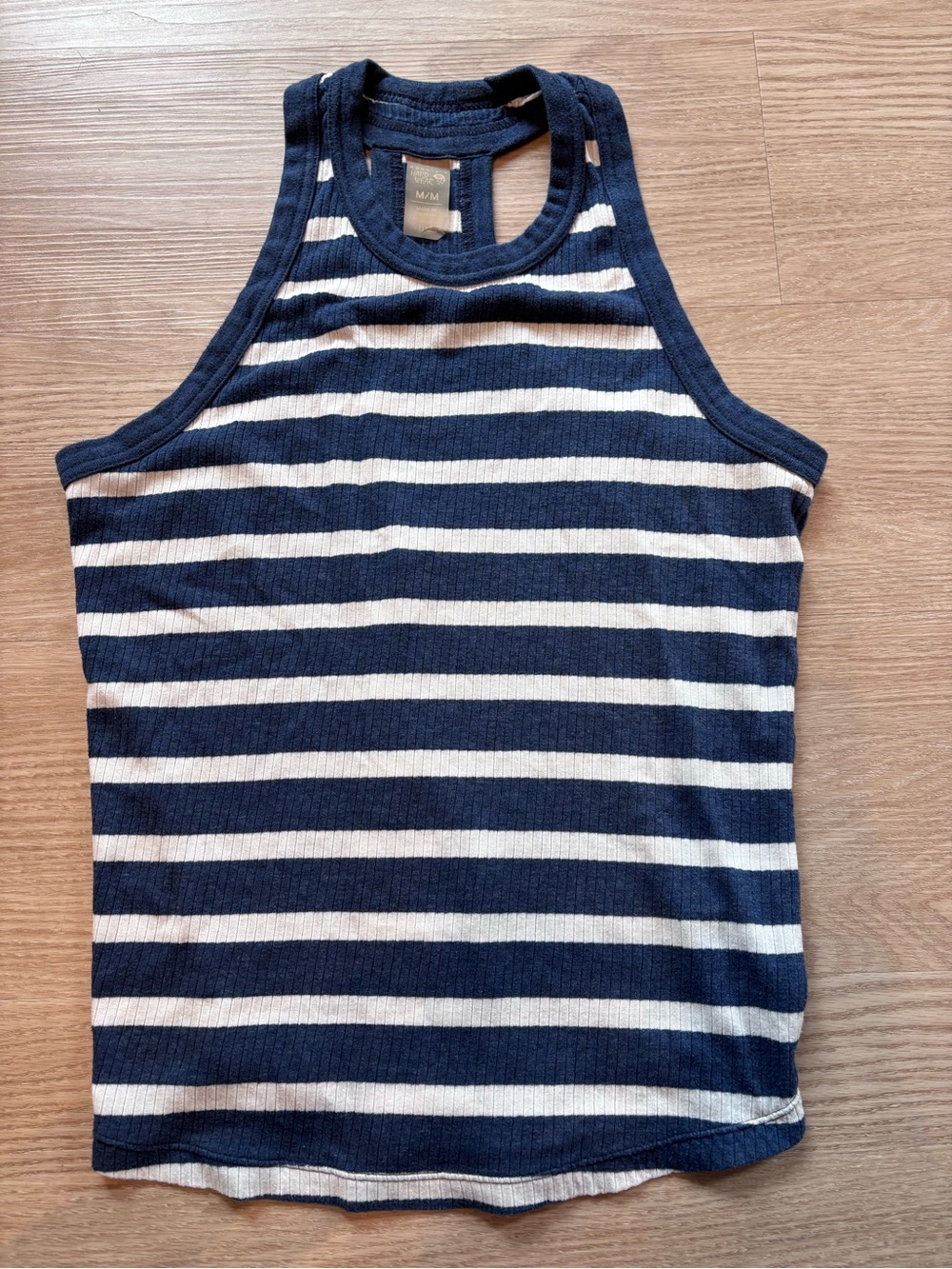 Mountain Hardwear Women’s Medium Striped Tank Top Racerback Stretch Activewear